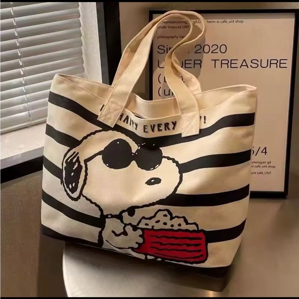 Snoopy Striped Canvas Tote Bag - Black and White